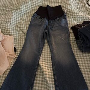 Old navy maternity jeans